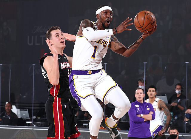 湖人牢牢把 湖人牢牢把